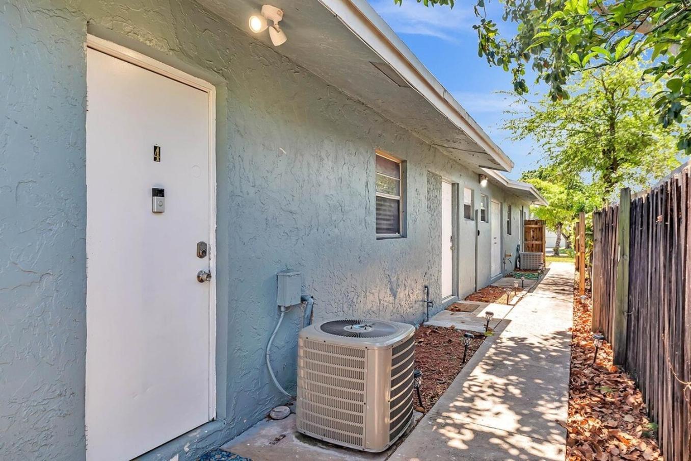 New 2 Bed Studio Close To Beach & Casino Ha04 Голливуд Экстерьер фото