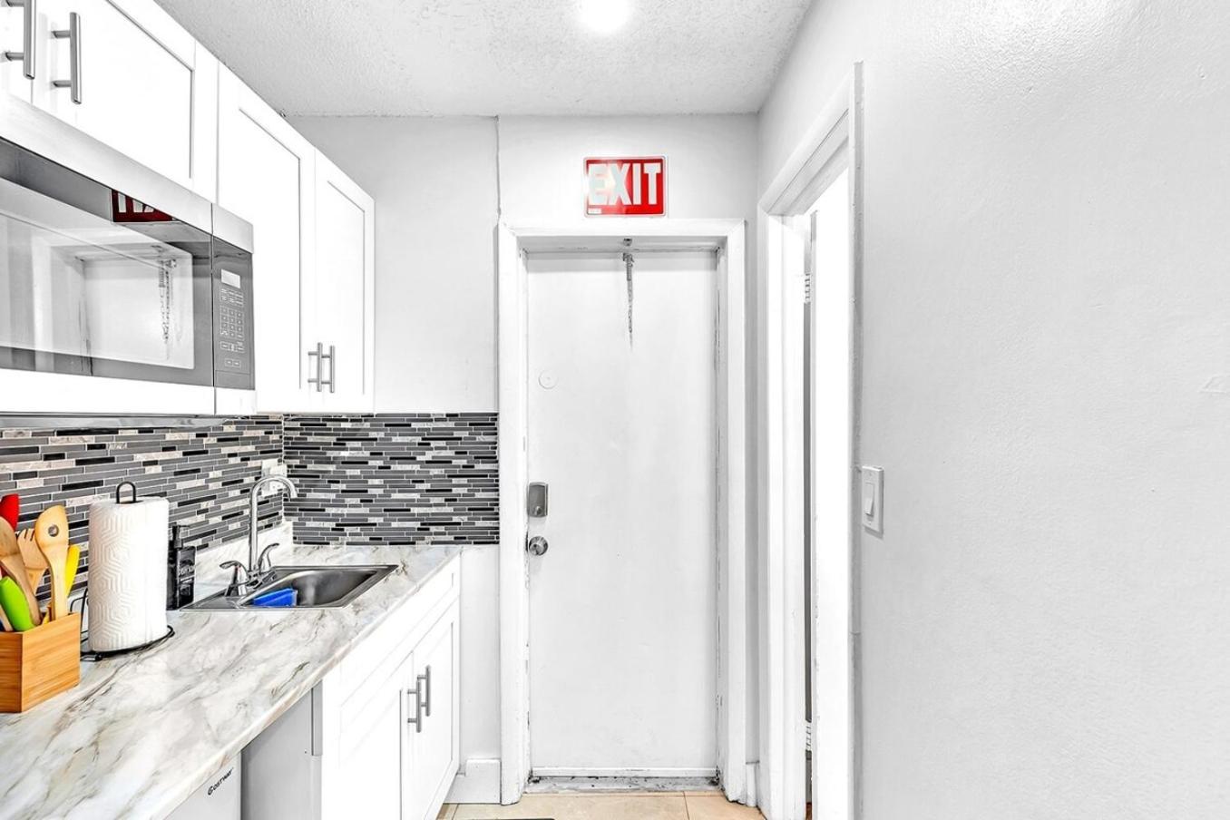 New 2 Bed Studio Close To Beach & Casino Ha04 Голливуд Экстерьер фото